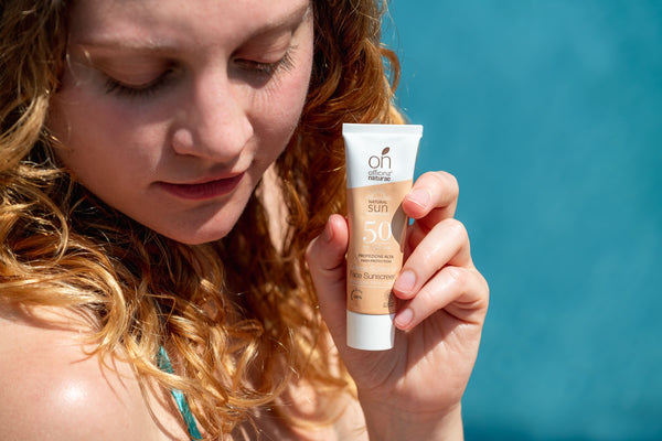 Officina Naturae Opalovací krém na obličej SPF 50 - zpevňující (30 ml)