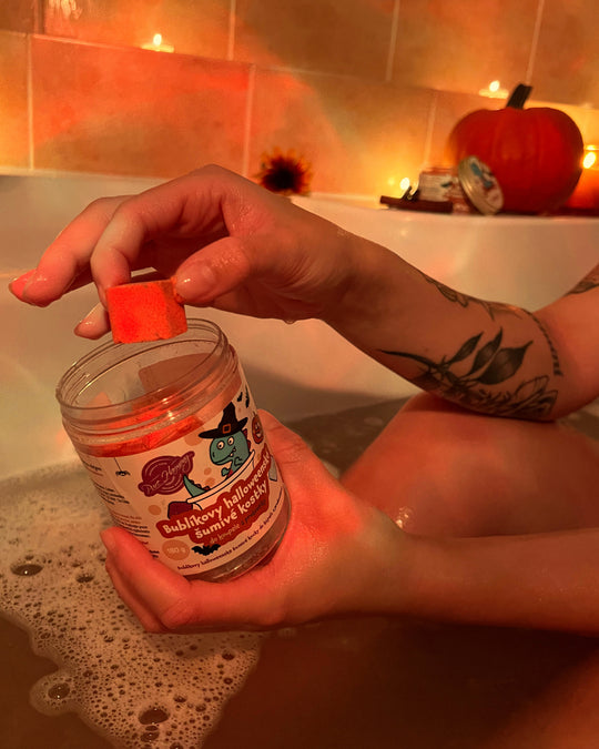 Pure Harmony Bublíkovy halloweenské šumivé kostky do koupele s probiotiky (180 g)