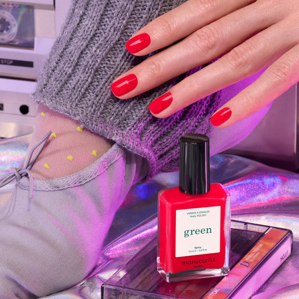 Manucurist Green schnoucí lak na nehty - Spicy (15 ml)