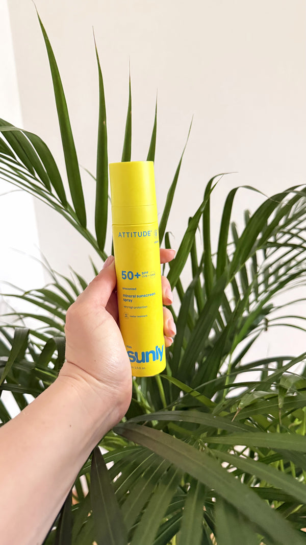 Attitude Dětské opalovací mléko ve spreji SPF 50 - bez vůně (75 ml)