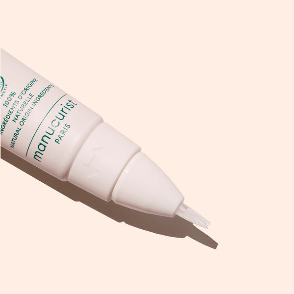 Manucurist Posilující péče na nehty a kůžičku BIO - pero (10 ml)