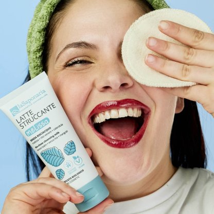 laSaponaria Čisticí pleťové mléko s meduňkou BIO (100 ml)
