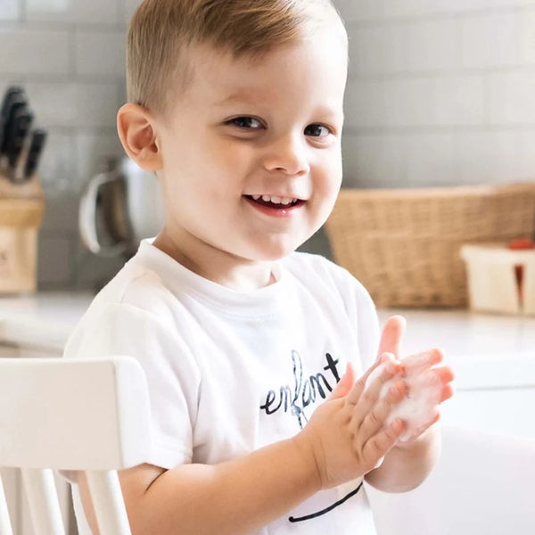 Attitude Dětské pěnivé mýdlo na ruce Super Leaves Kids s vůní vanilky a hrušky (295 ml)