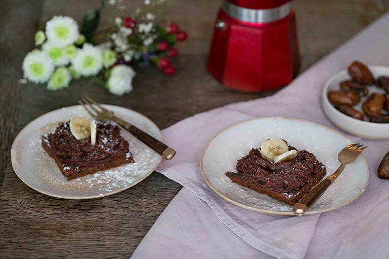 Batátové brownies s mandlemi a datlemi