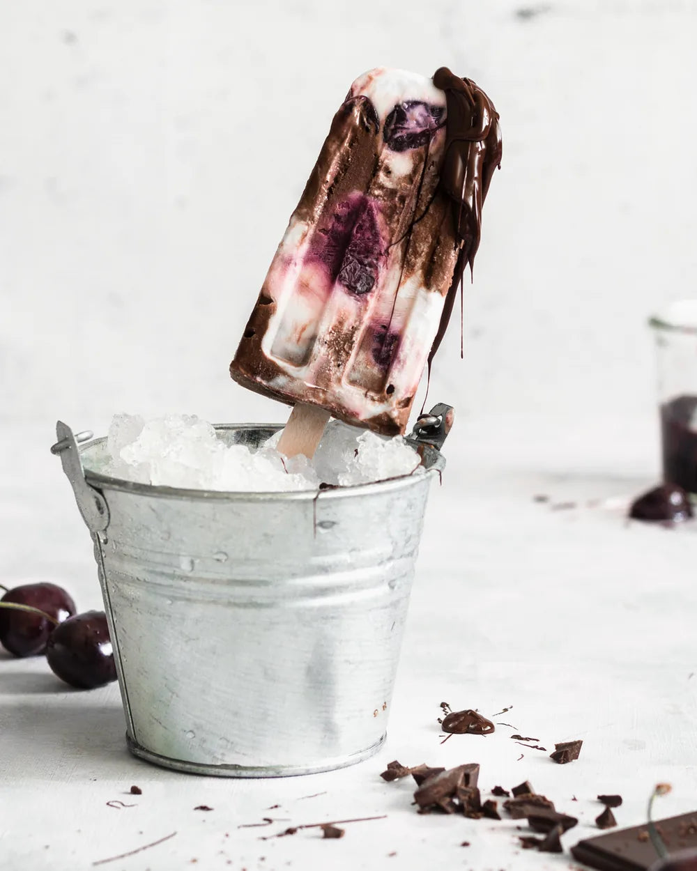 Třešňová zmrzlina Černý les na tyčince