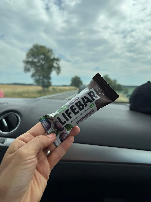 Lifefood Tyčinka Lifebar InChoco švestková RAW BIO (40 g)
